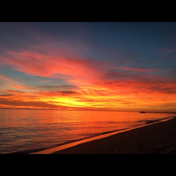 Meet your Posher, Stephanie - Picture 3 of 8